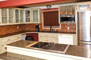 9 Bedroom Cabin Kitchen