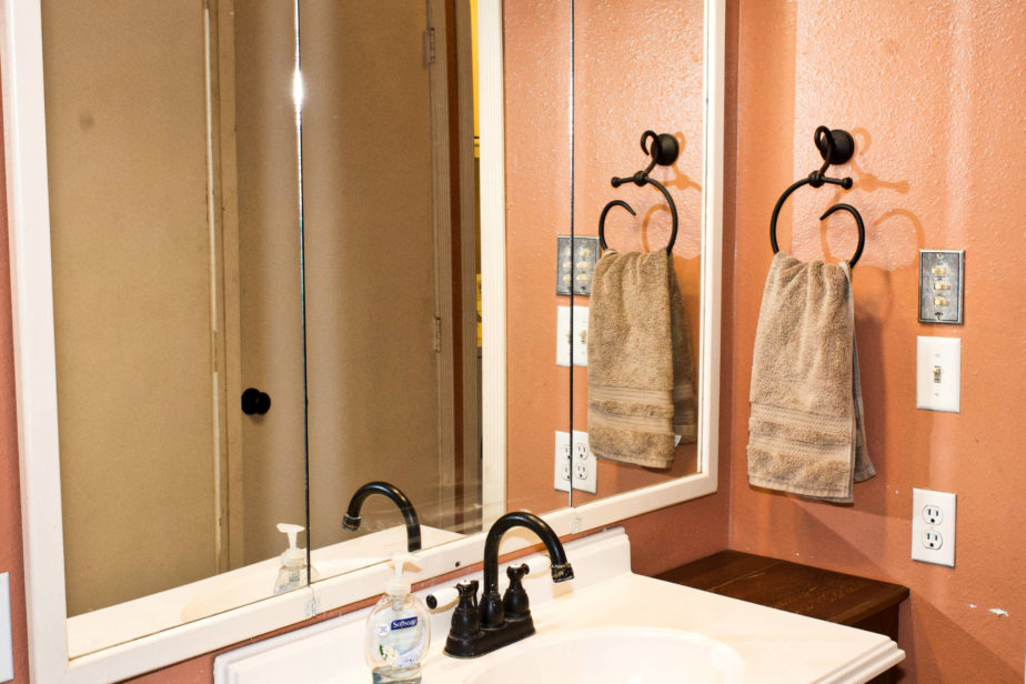 9 Bedroom Cabin Bathroom
