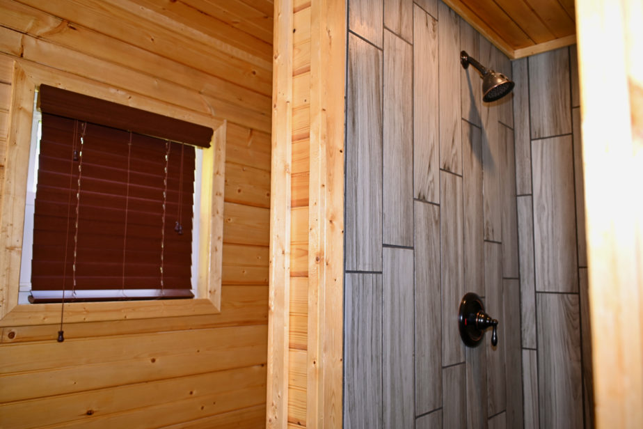 3 Bedroom Cabin - Cabin 7
