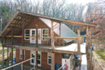 Treehouse Cabin Large Front Porch