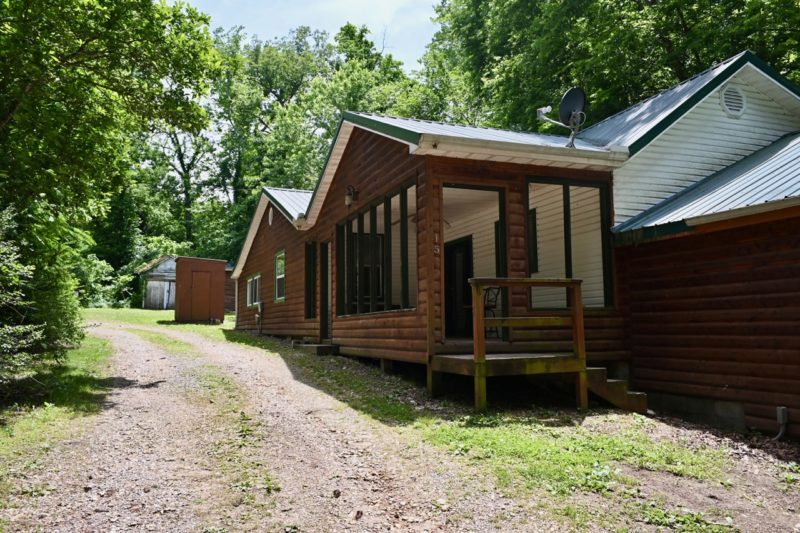 9 Bedroom Cabin (Cabin 15)